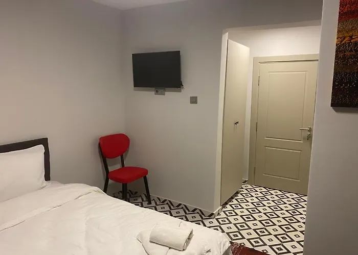 Red Tent Akkiraz 公寓式酒店 *