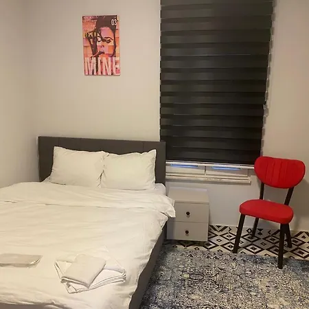 Ξενοδοχείο με διαμερίσματα Red Tent Akkiraz